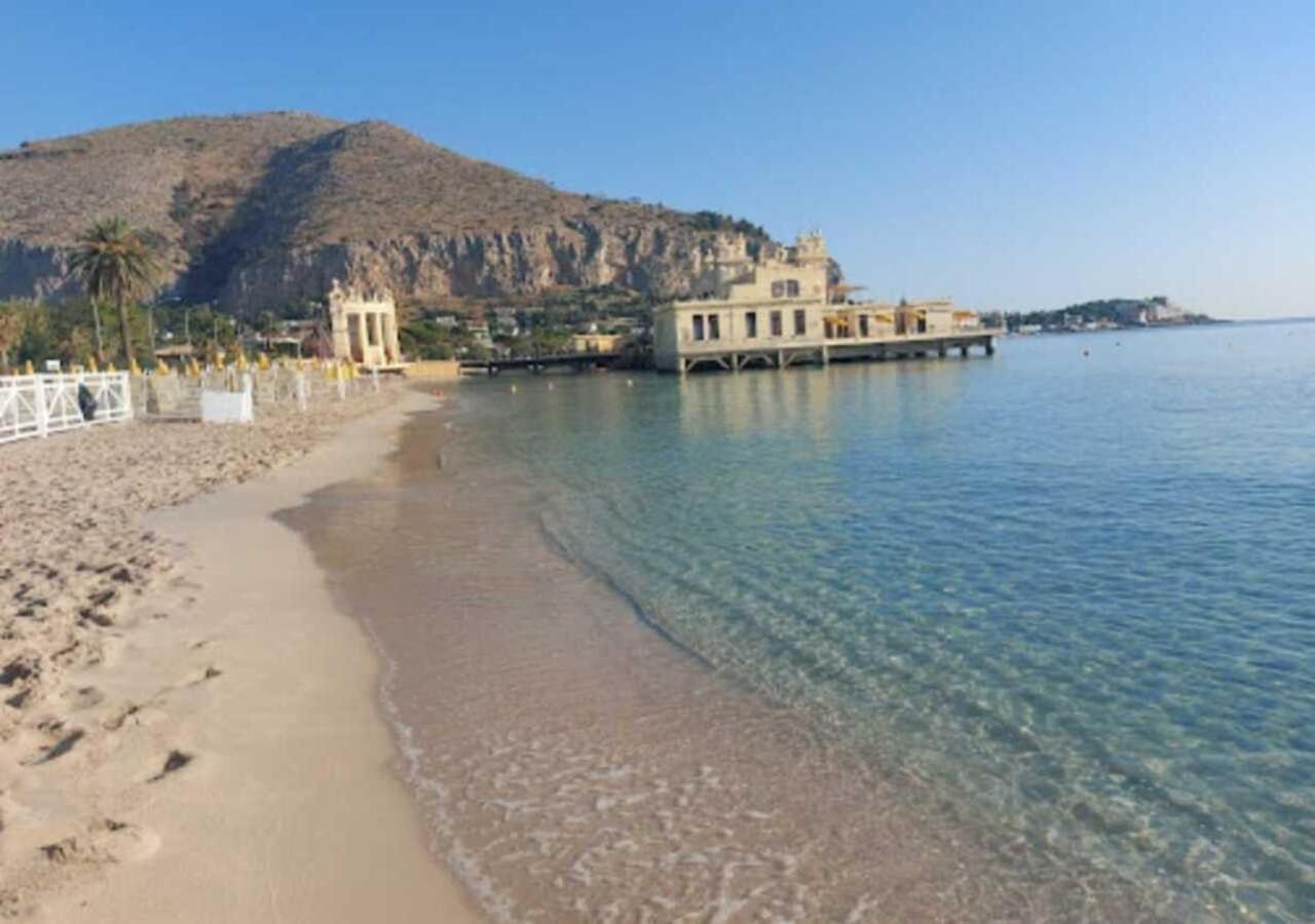 Casa Vacanza A 11 Km Dall'Aeroporto Di Palermo Карини Екстериор снимка
